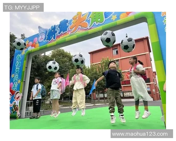 官浔小学足球明星崭露头角展现青春活力与团队精神